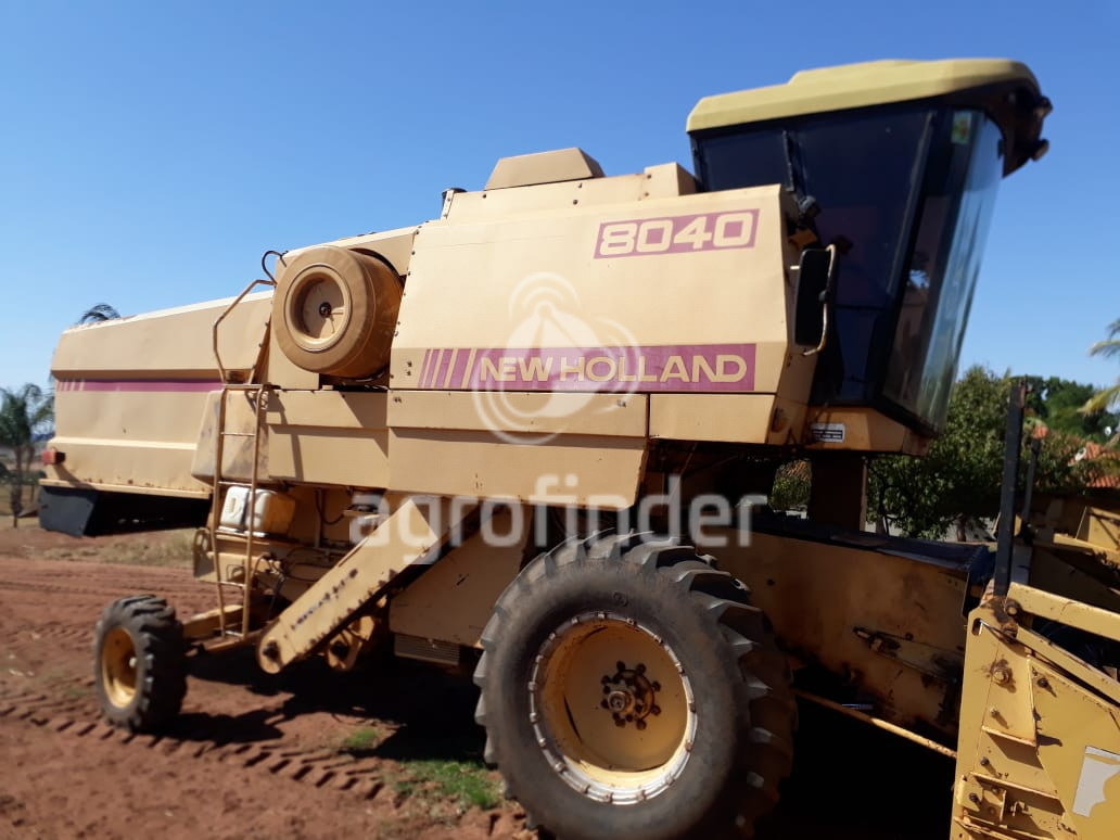 Colheitadeira New Holland 8040 ano 1991 | agrofinder Colheitadeira New Holland 8040 ano 1991 | agrofinder